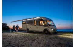 Fiamma F80L 450 Markise Gehäusefarbe Titanium Tuchfarbe Royal Blue 450 Cm -Campingzelte Verkäufe 804077 5265632